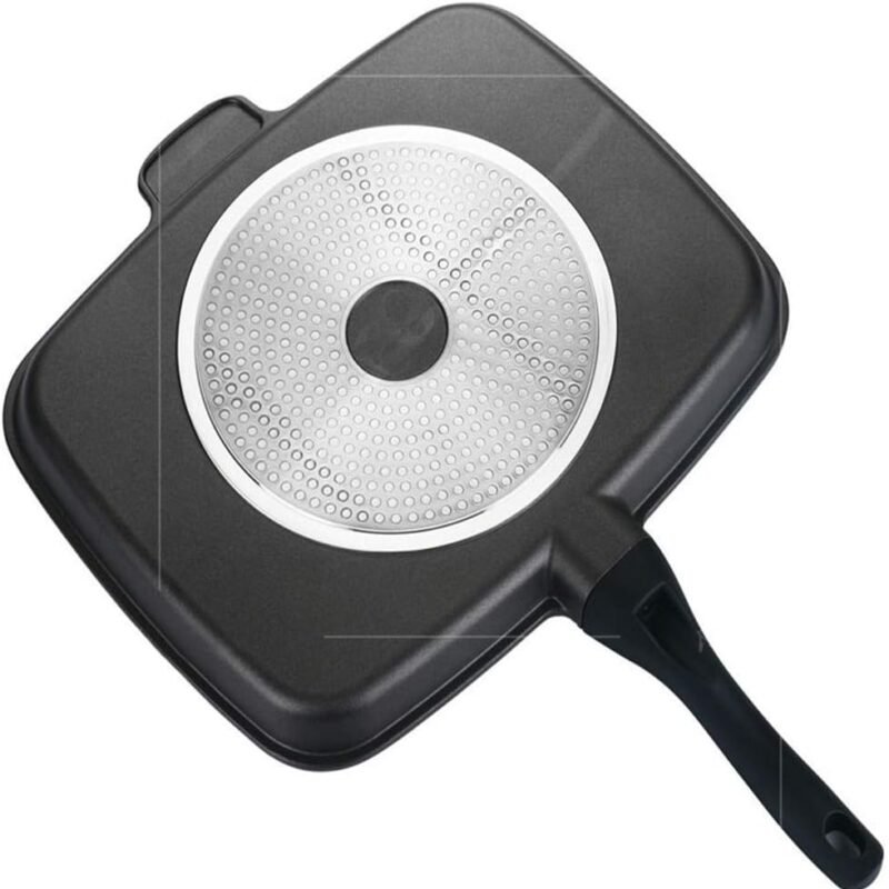 Cook eggs, meat, pancakes and vegetables together in one non-stick pan. Five separate sections make complete meals easier with less cleanup.